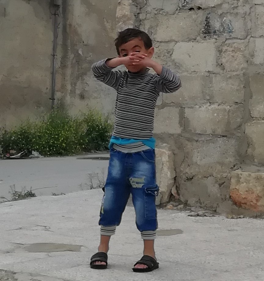 02a jongetje in Oost Aleppo KLEIN
