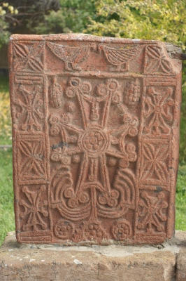 POKROF 2015 4 Khachkar Neven DSC00483 266x400