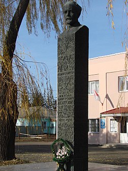 252px Leontovich in Tulchin